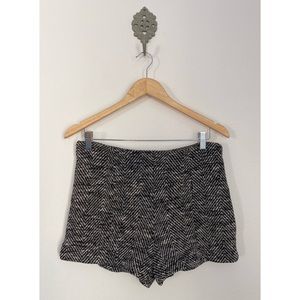 Forever 21 • Woven Knit High Waisted Hot Shorts